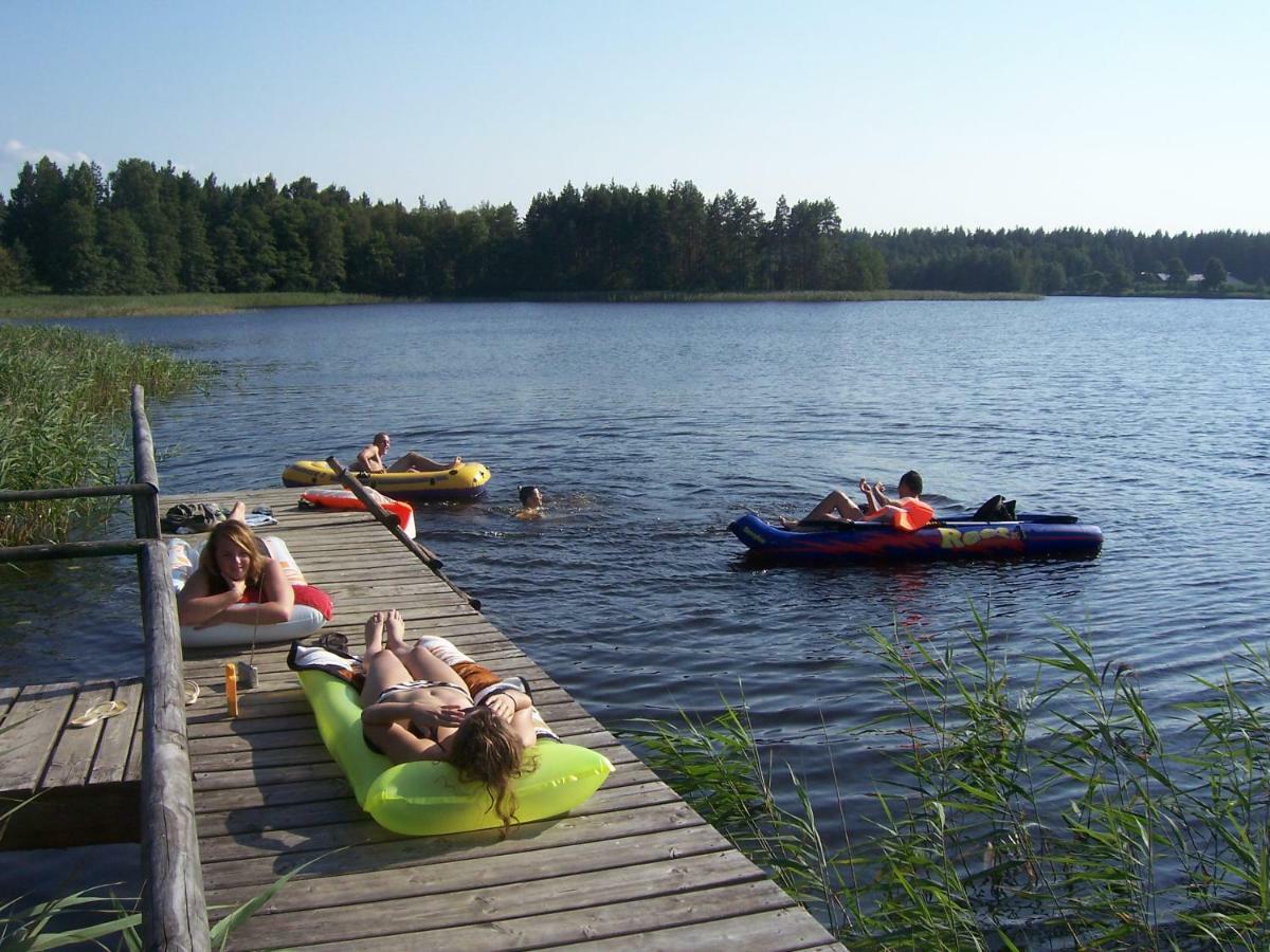 Domwigierski: Lakeside Comfort Farm with Private Beach and Sauna Wysoki Most  Exterior photo